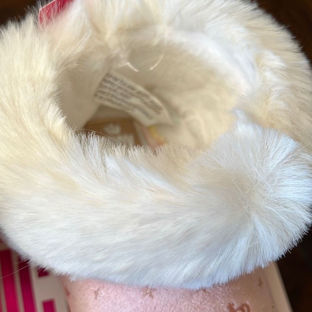 NWT Juicy By Juicy Couture Tulare Girls Bootie Slippers Pink Sz 4-5 Big Kid - Picture 5 of 14